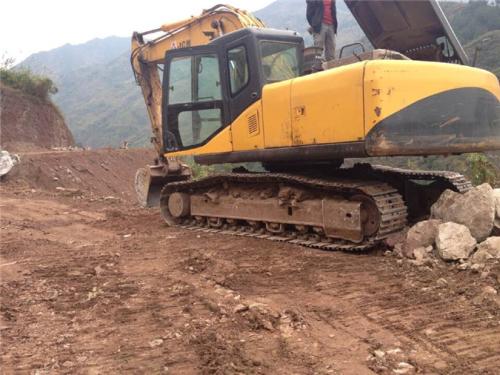 挖掘機使用要注意這些小細節，不然后患無窮