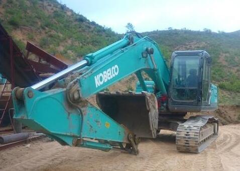 挖機機油的多少對挖機的影響以及表現