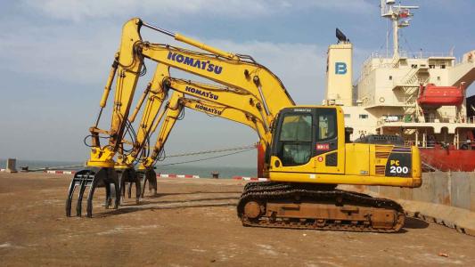 匯發機械淺談：神鋼挖掘機維修注意事項