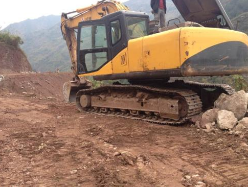 挖掘機使用要注意這些小細節,不然后患無窮 挖掘機使用要注意這些小細節,不然后患無窮