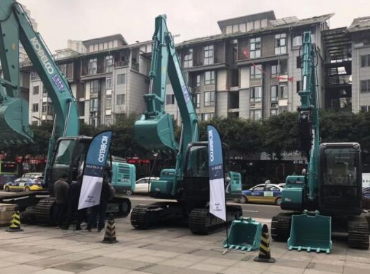 神鋼挖掘機不能開發動臂負荷的主要原因