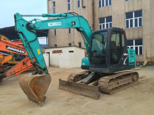 神鋼挖掘機液壓系統修理常見故障