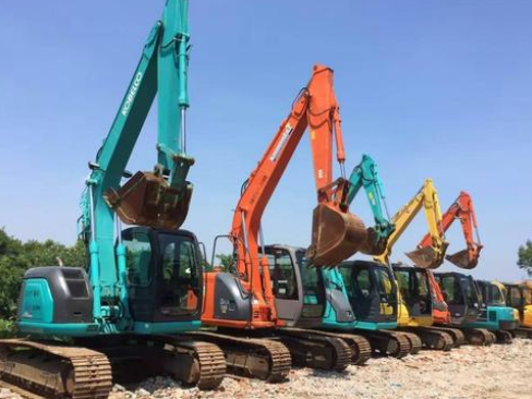 神鋼挖掘機作業前應該做好以下七點工作