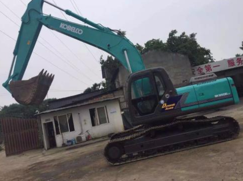 暴雨天氣來臨,應該怎樣做好挖掘機養護?