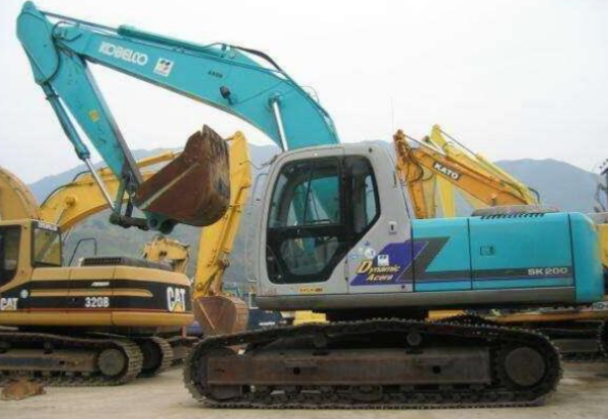 挖掘機(jī)脫鏈問題你應(yīng)該怎樣解決呢? 挖掘機(jī)脫鏈問題你應(yīng)該怎樣解決呢?